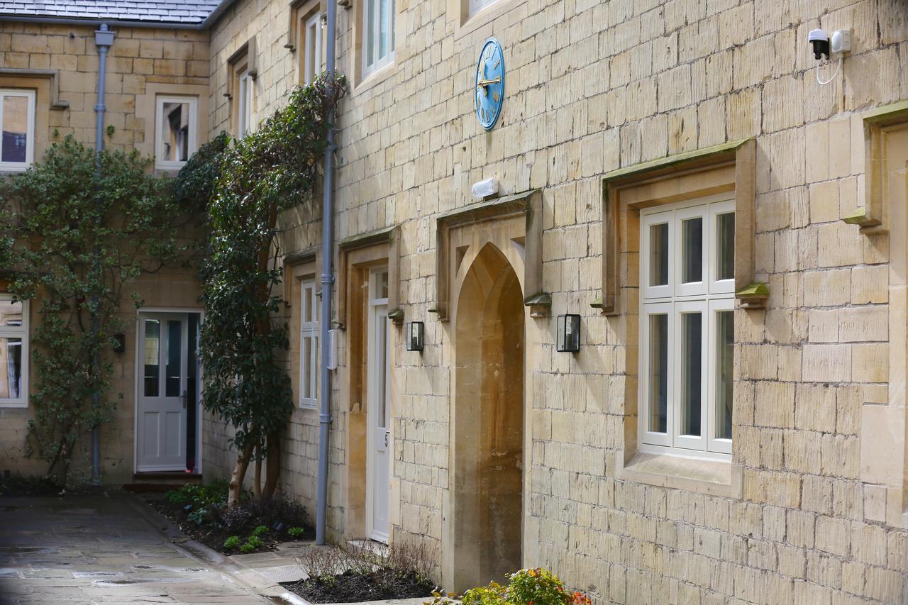 Hiding Space - St Catherine'S Hospital Apartments Bath Eksteriør bilde
